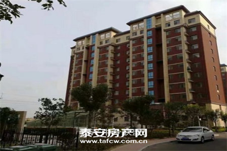 雍和府3楼118平带车库30平毛坯65万出售